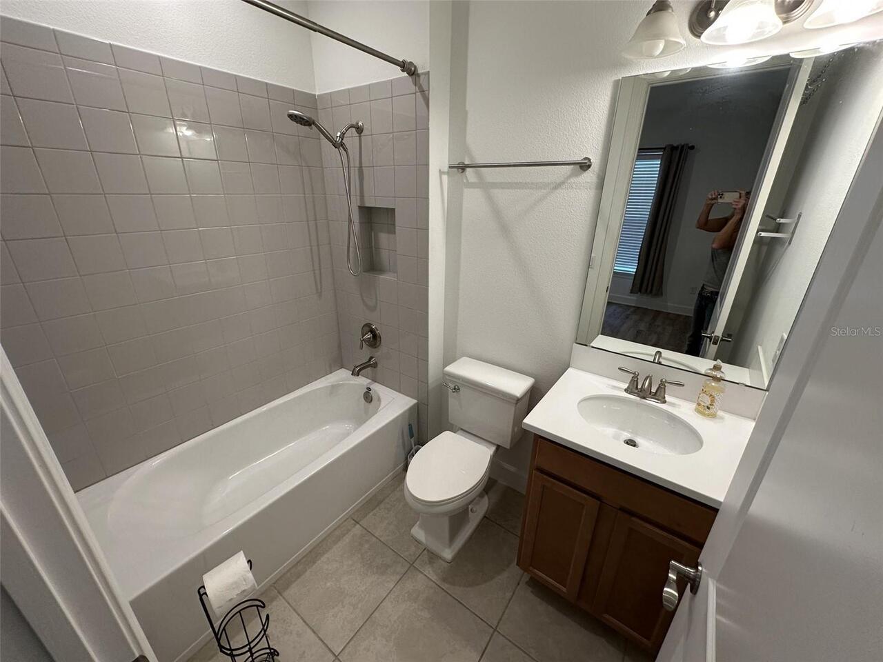 Listing Photo 8