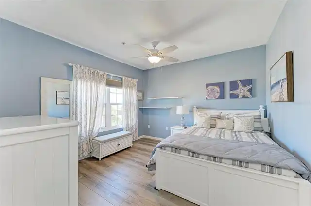 Listing Photo 32