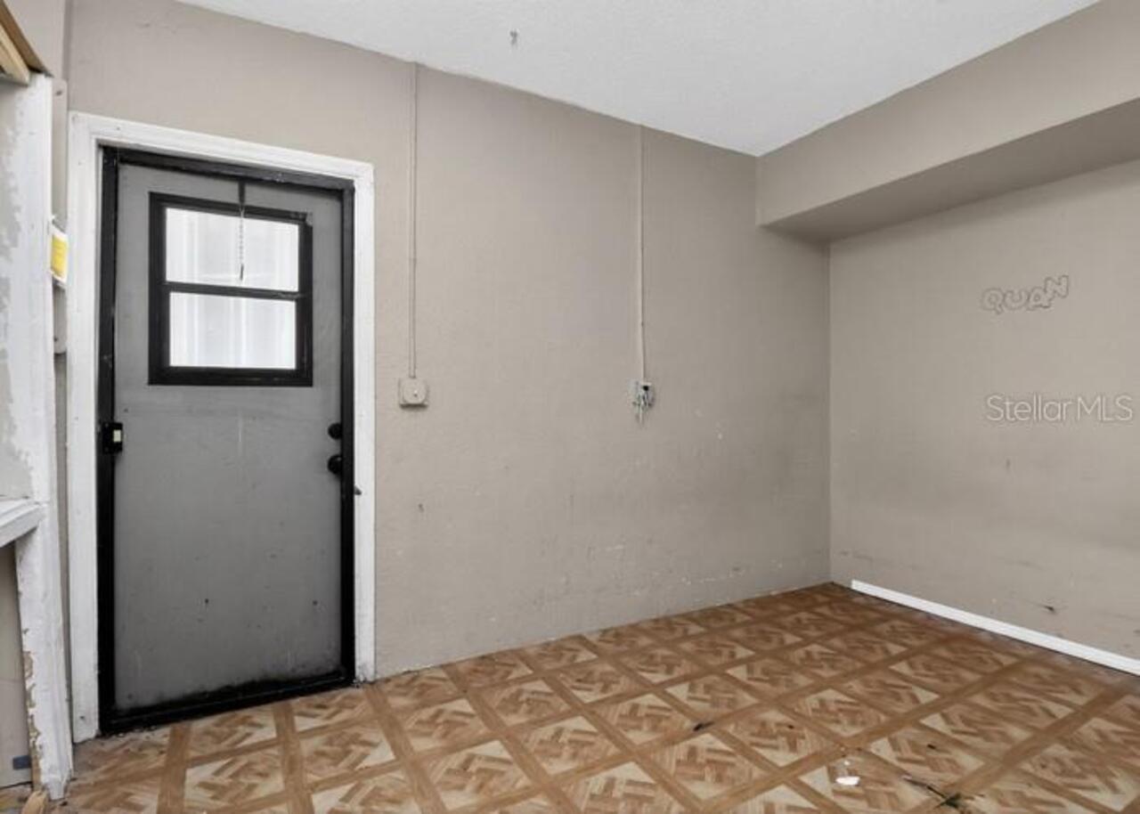 Listing Photo 16
