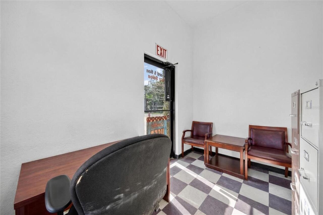Listing Photo 5