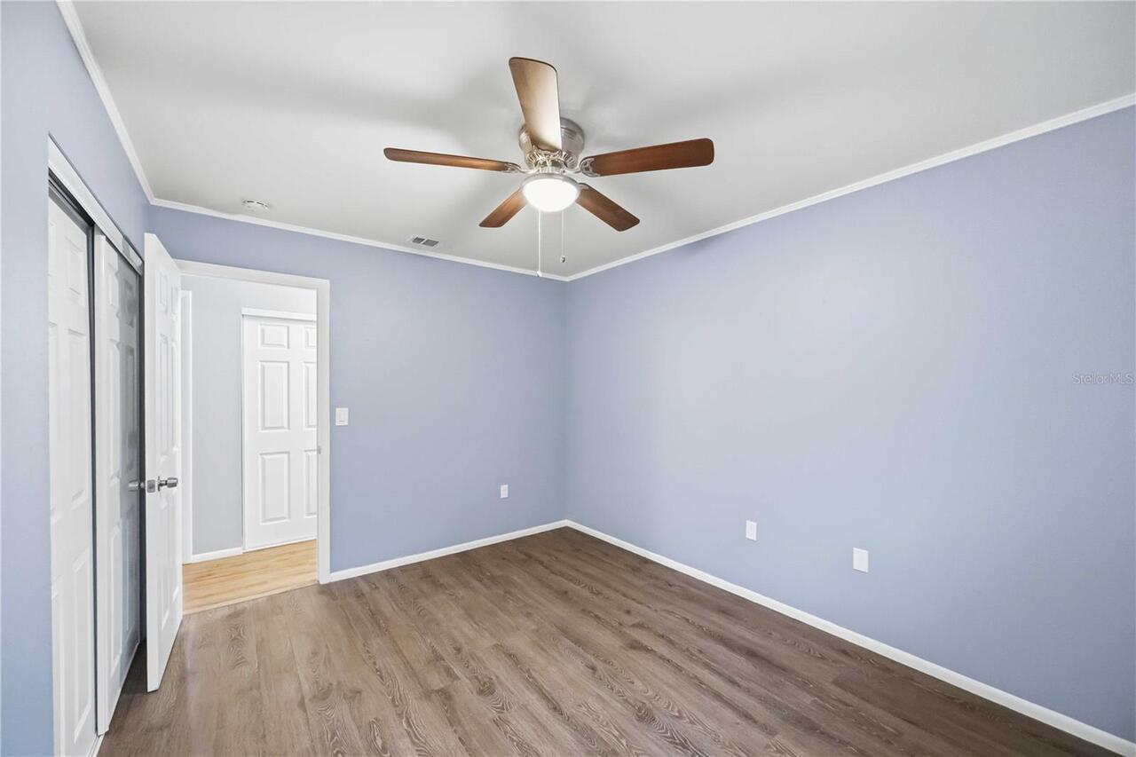 Listing Photo 14