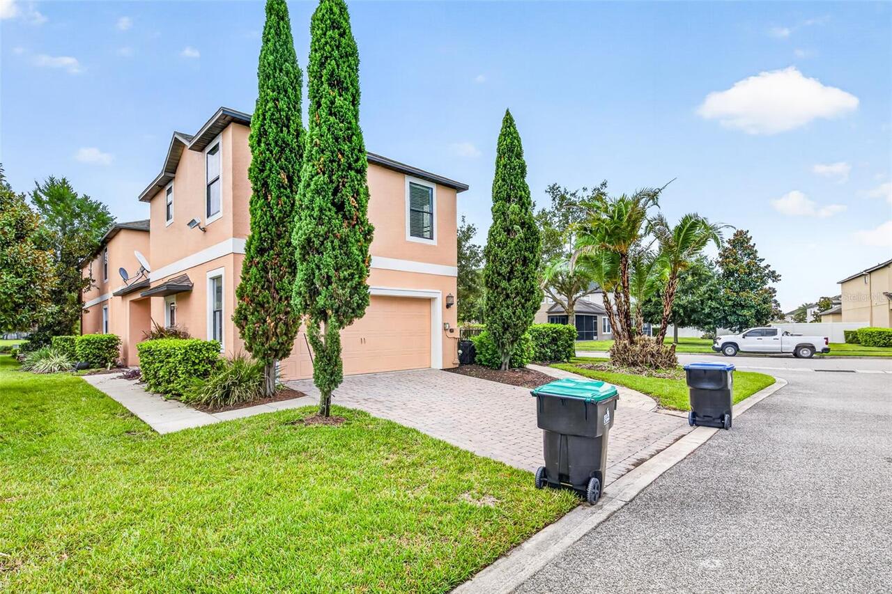 Listing Photo 9