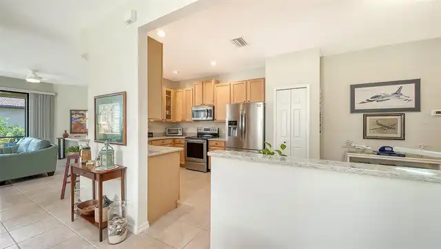 Listing Photo 7