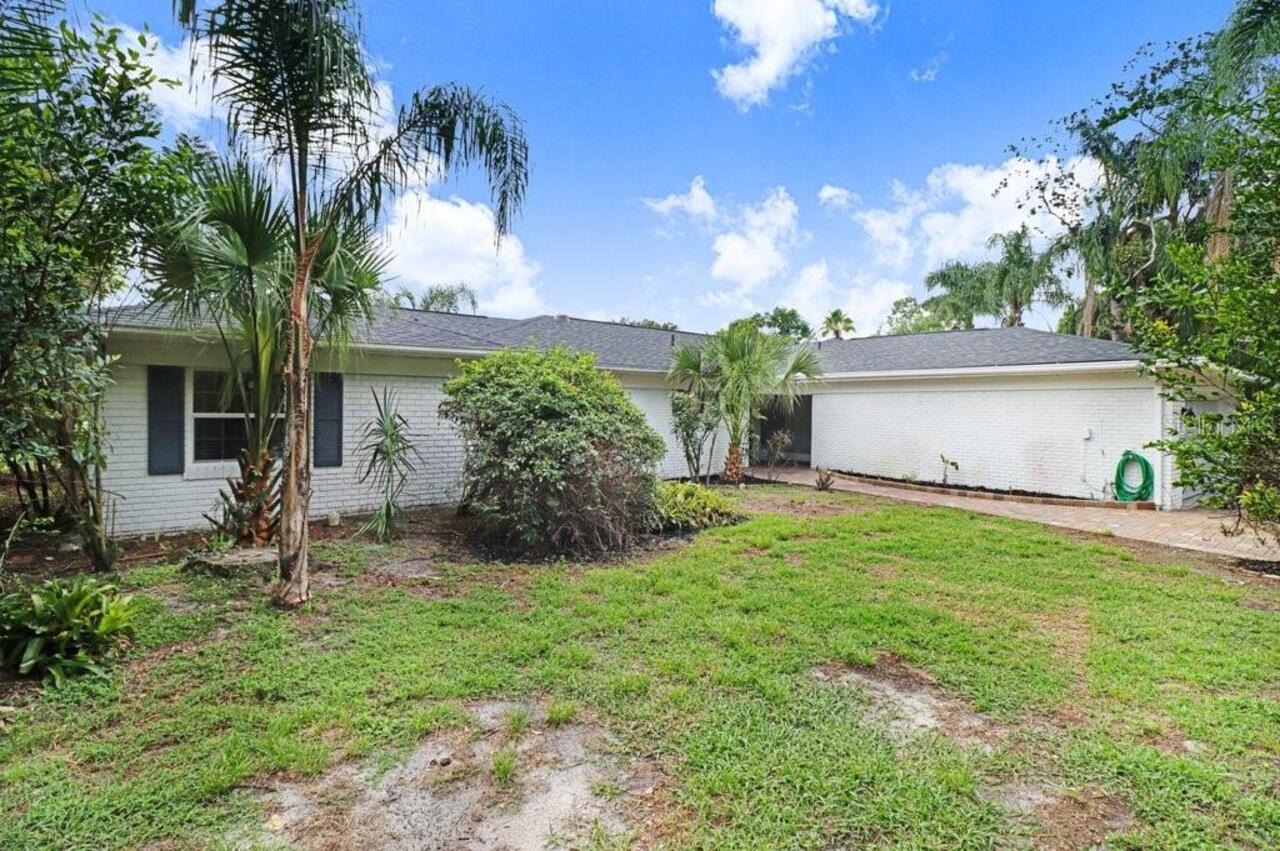 Listing Photo 12