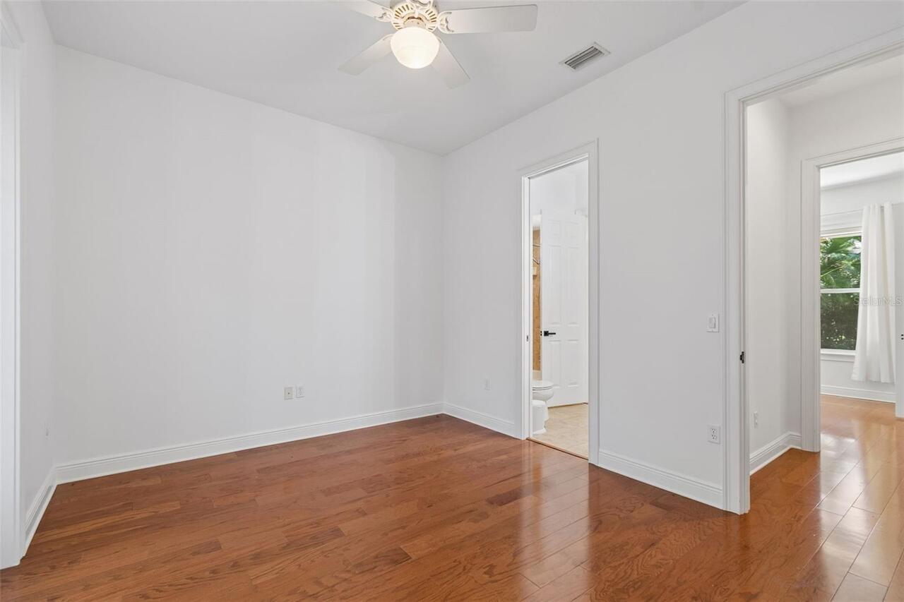 Listing Photo 43