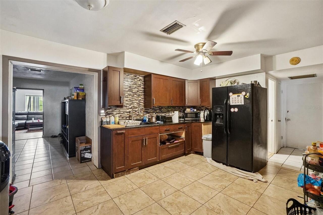 Listing Photo 7