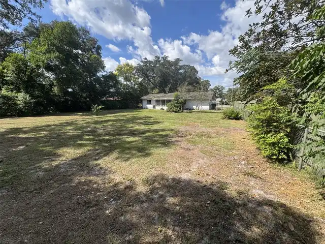 Listing Photo 14