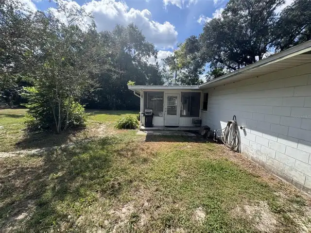 Listing Photo 17