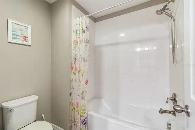 Listing Photo 32