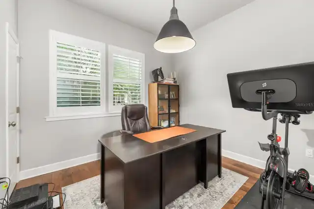 Listing Photo 16