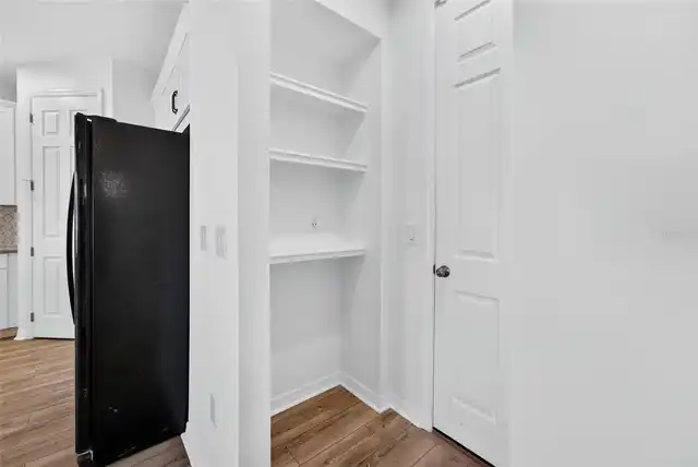 Listing Photo 10