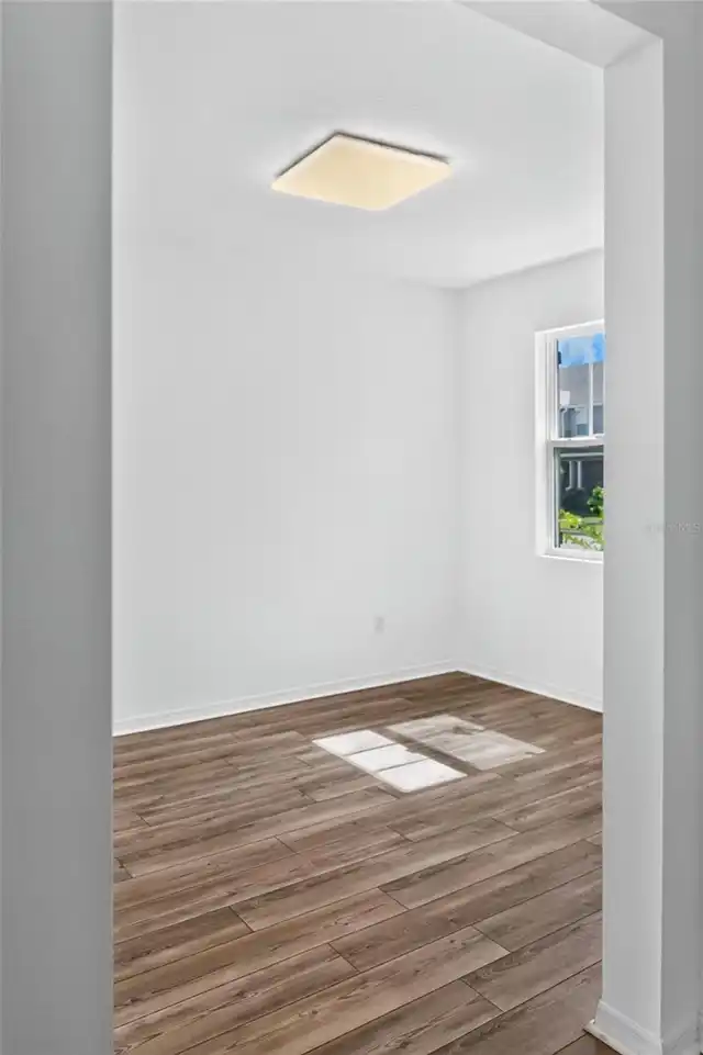 Listing Photo 20