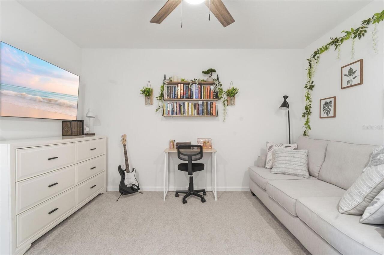 Listing Photo 15
