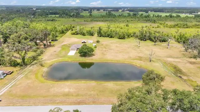 Listing Photo 10