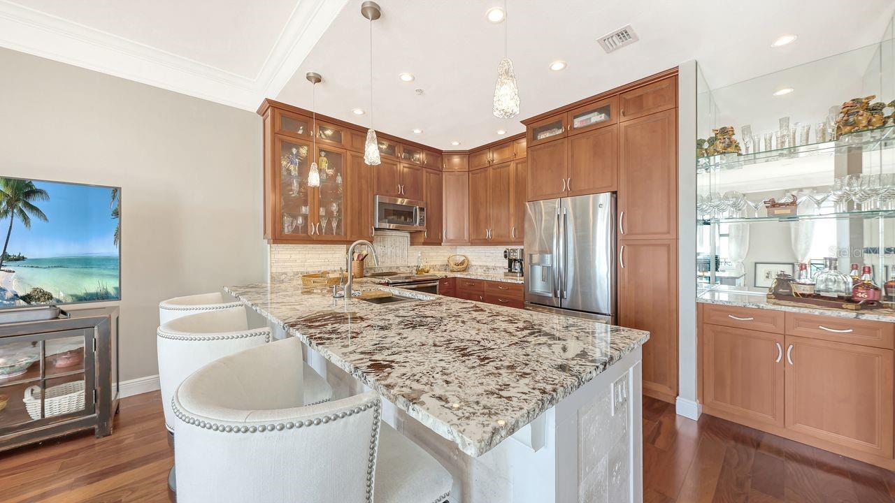Listing Photo 8