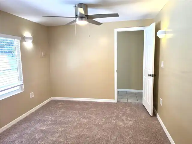 Listing Photo 32