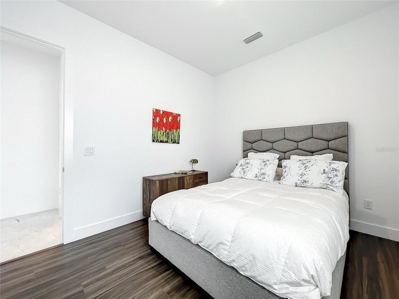 Listing Photo 37