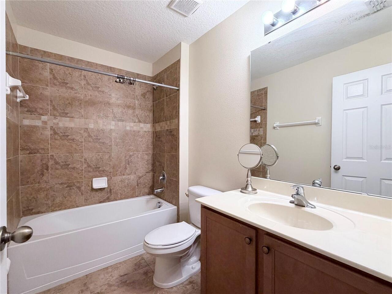 Listing Photo 20