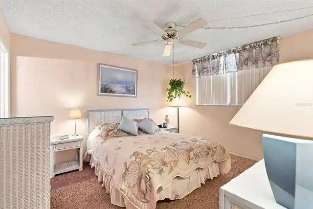 Listing Photo 21