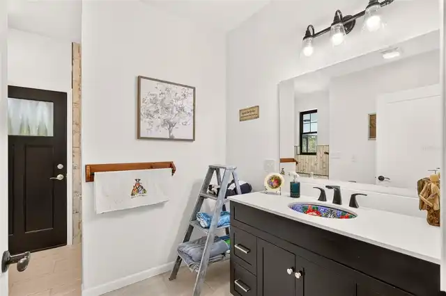 Listing Photo 36