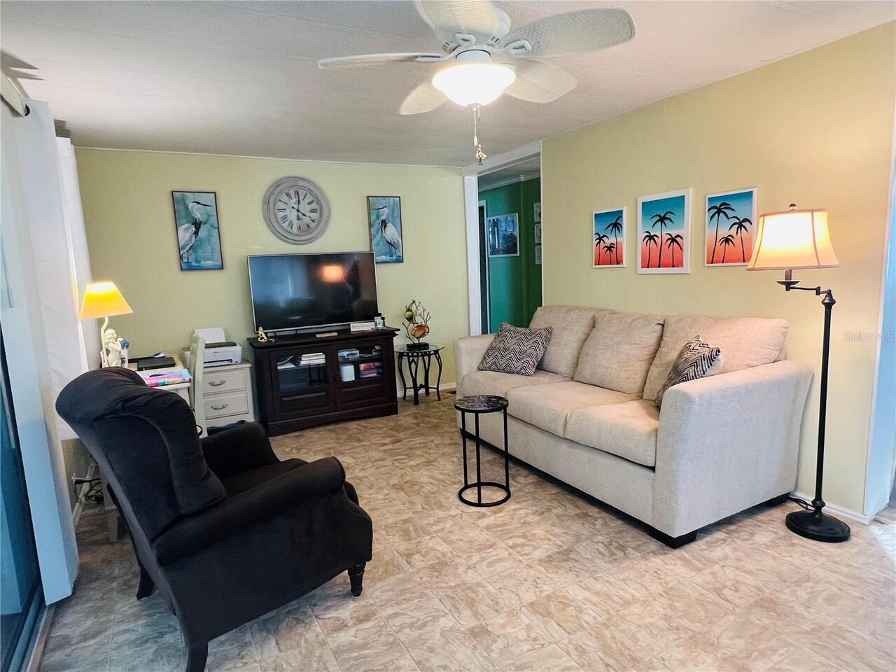 Listing Photo 8