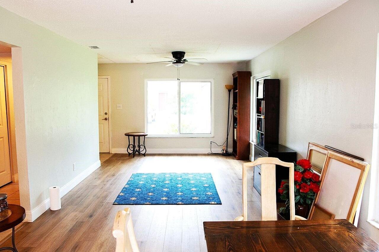 Listing Photo 10