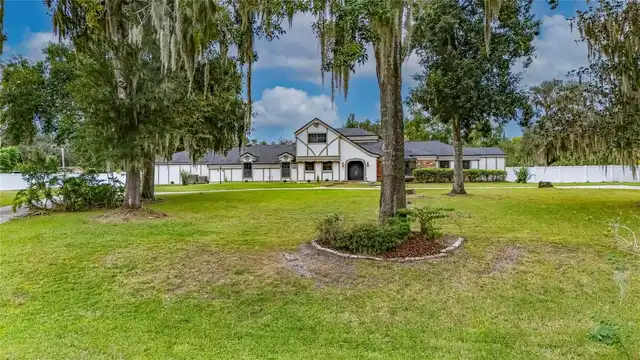 Listing Photo 7