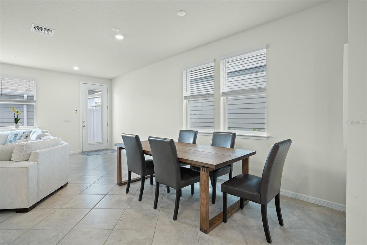 Listing Photo 12