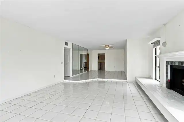 Listing Photo 14