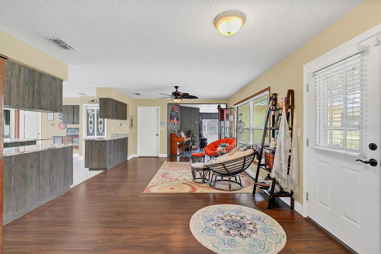Listing Photo 21