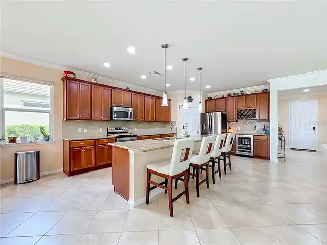 Listing Photo 19