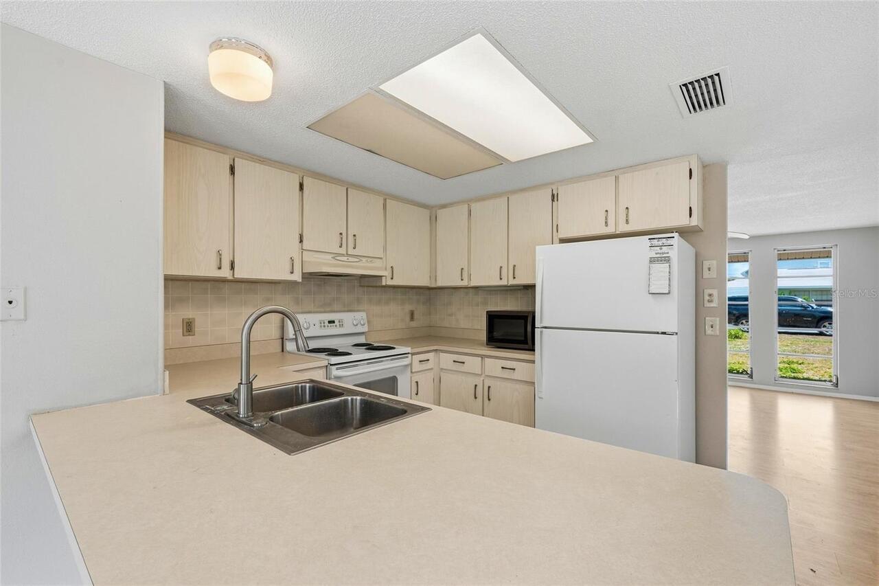 Listing Photo 17