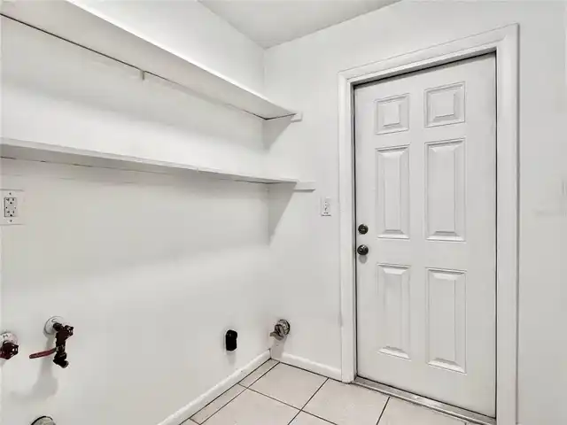 Listing Photo 12