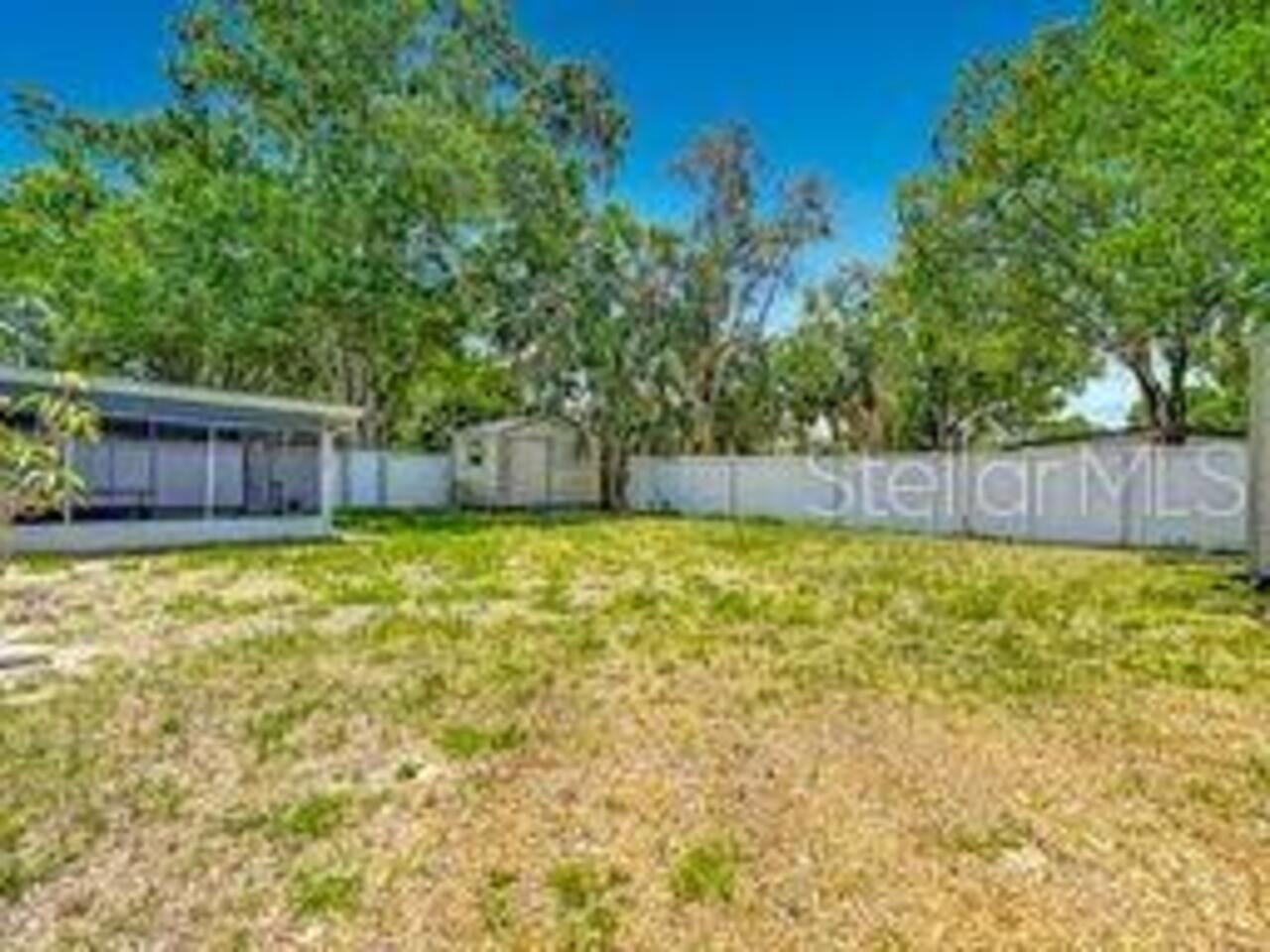 Listing Photo 11