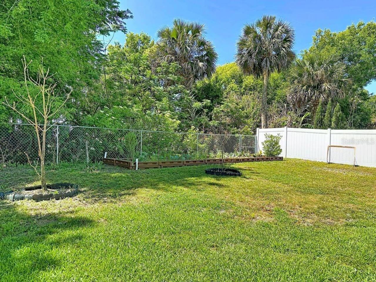 Listing Photo 41