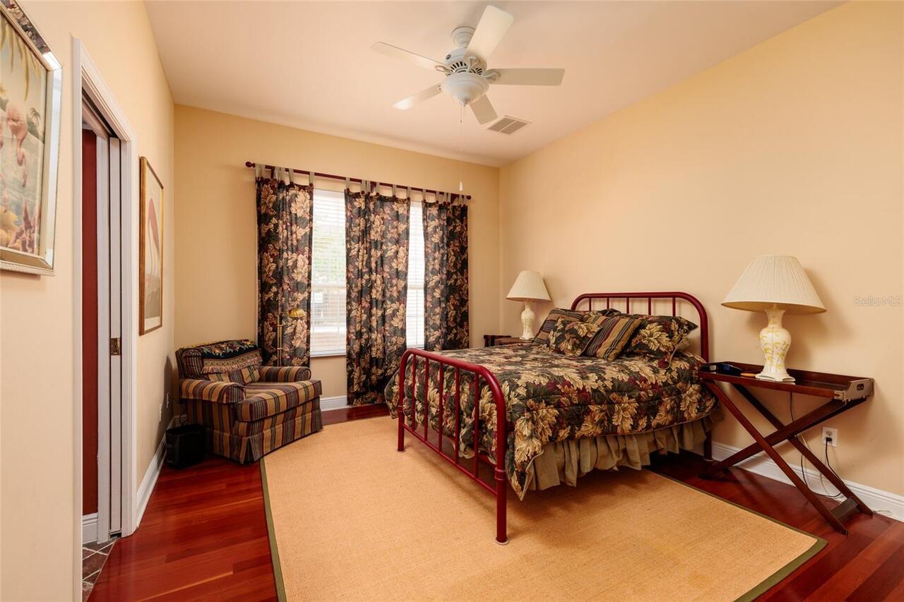 Listing Photo 19