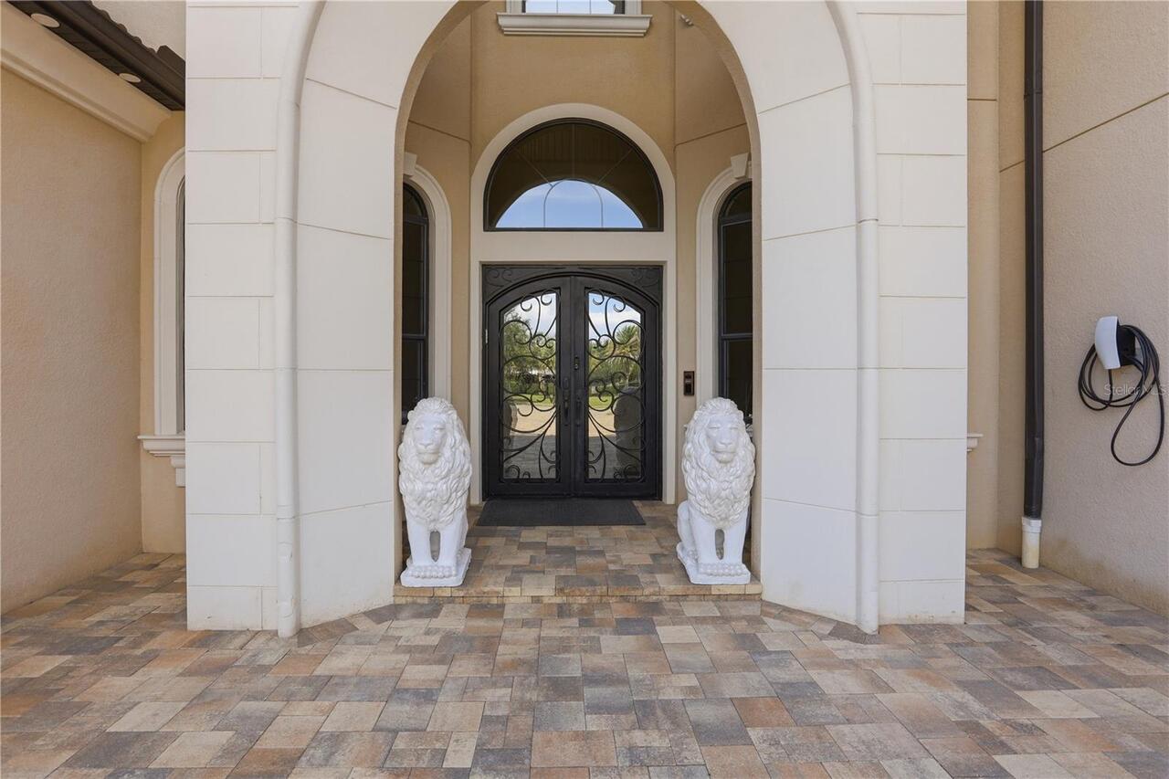 Listing Photo 8