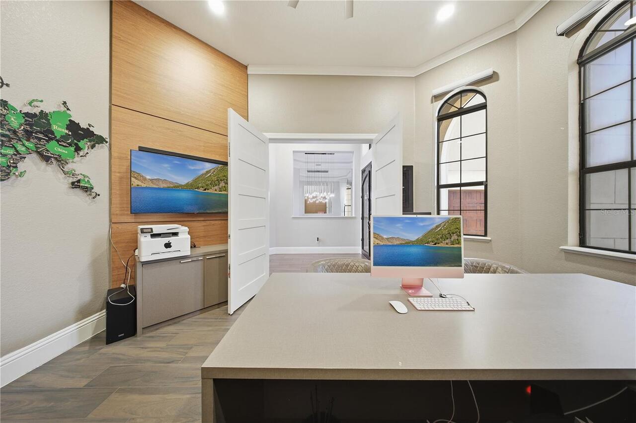 Listing Photo 11