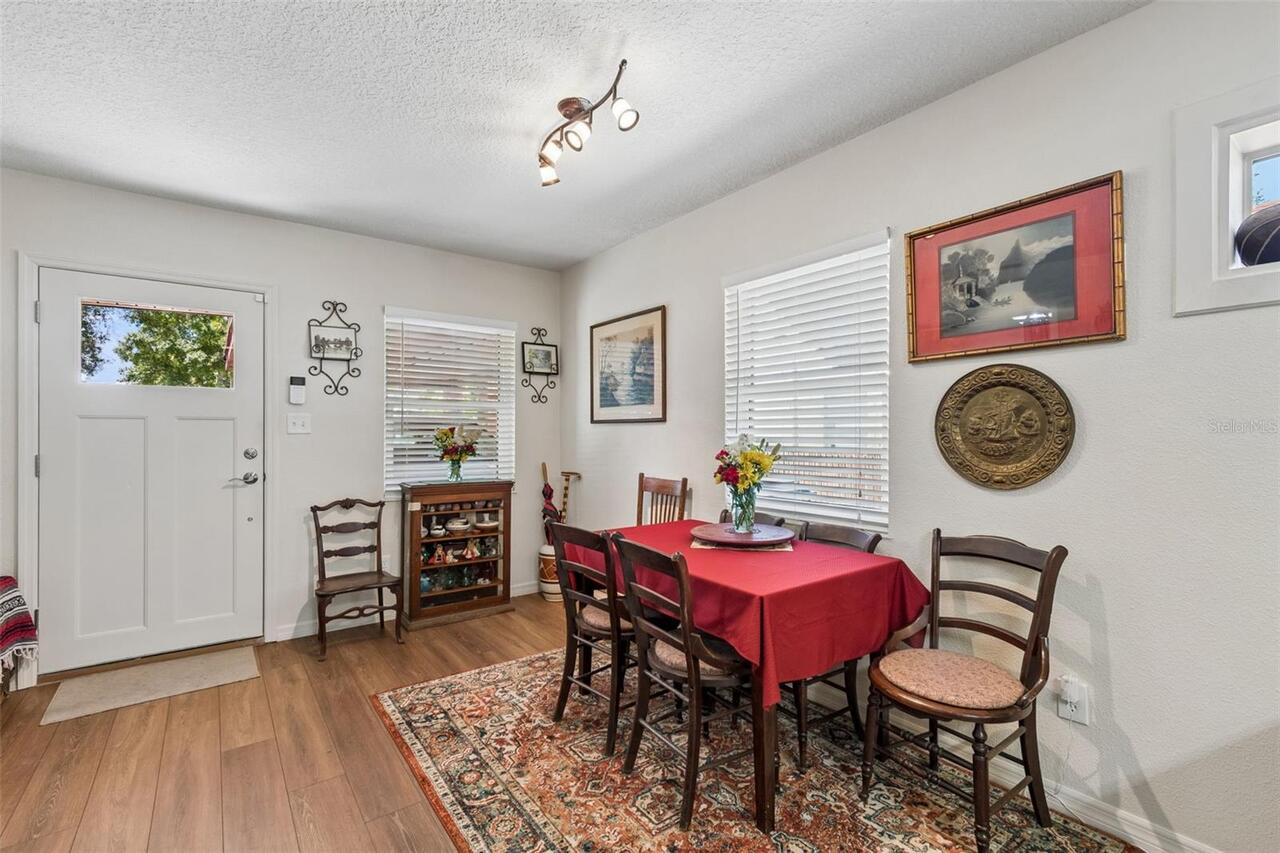 Listing Photo 6