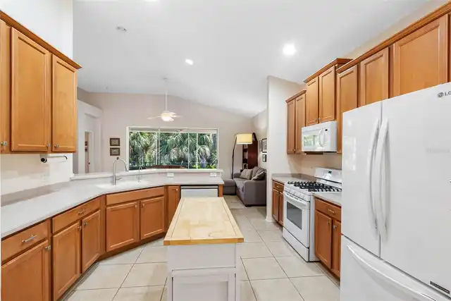 Listing Photo 13