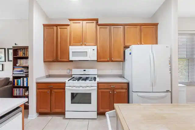 Listing Photo 15