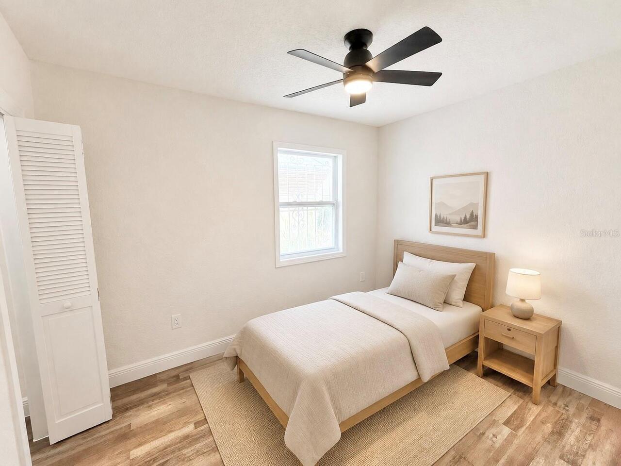 Listing Photo 10