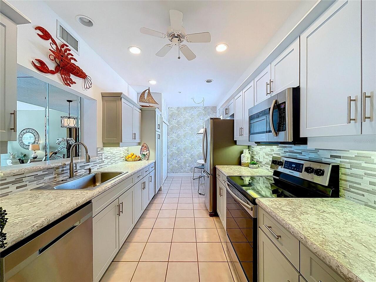 Listing Photo 11