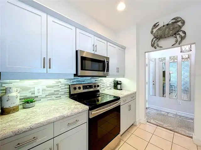 Listing Photo 14