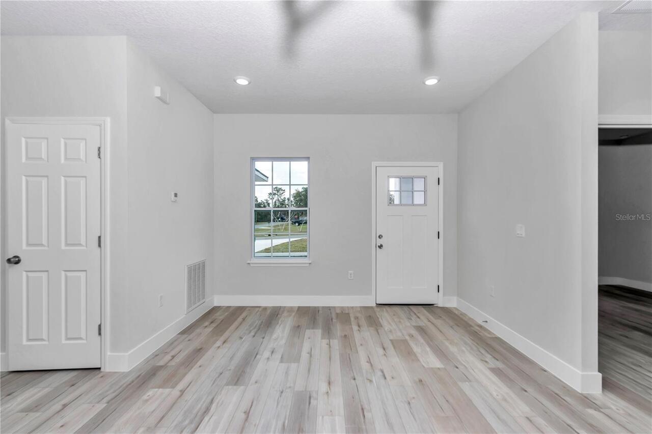 Listing Photo 33