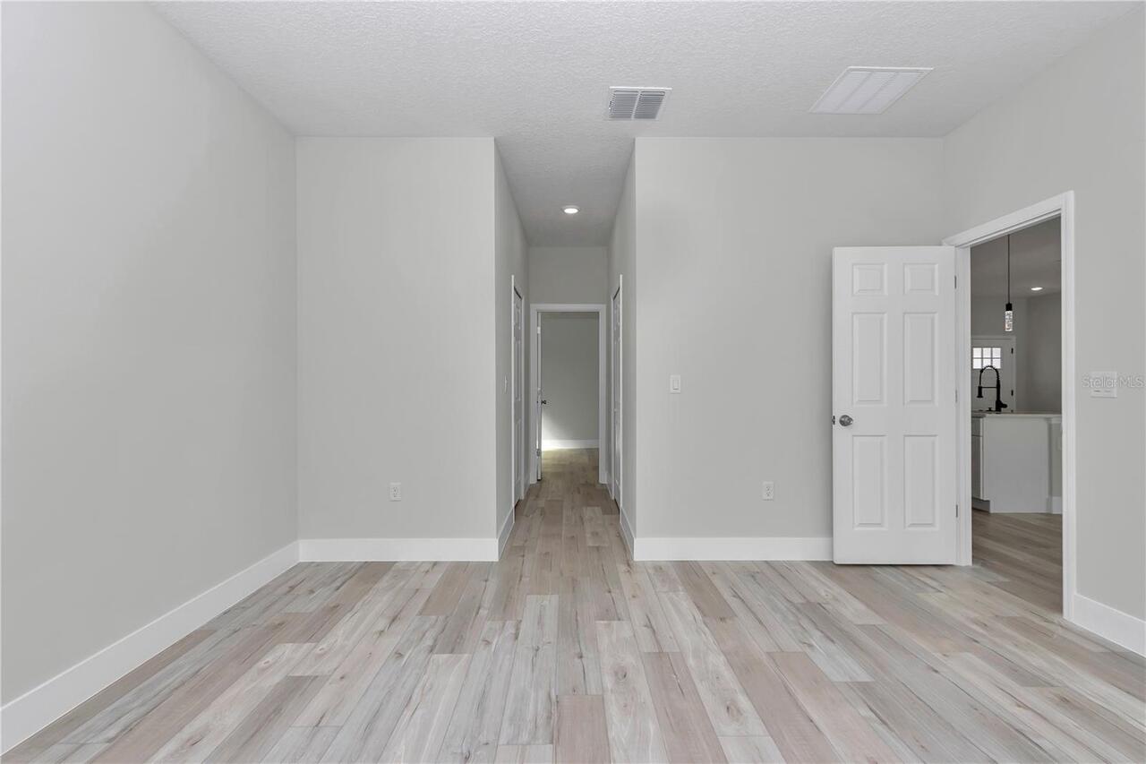 Listing Photo 44