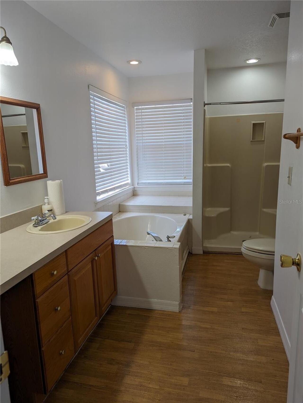 Listing Photo 18
