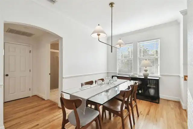 Listing Photo 15