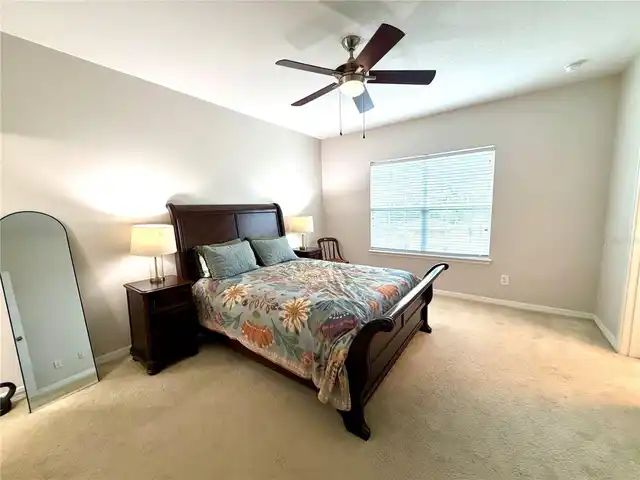 Listing Photo 10
