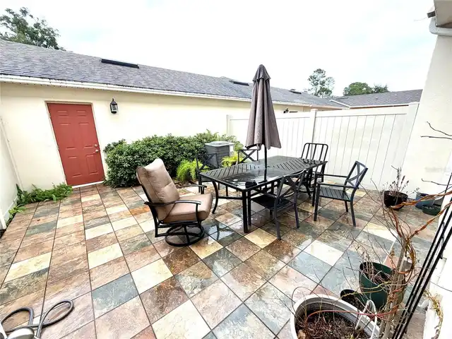 Listing Photo 16